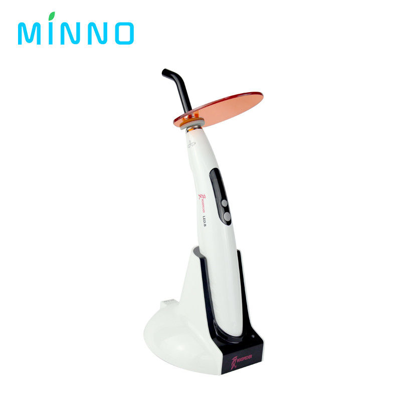 Lumière dentaire sans fil pour le traitement des dents LED B sans fil pour le traitement des dents UV Halogène pour le traitement des dents Lumière bleue 100V