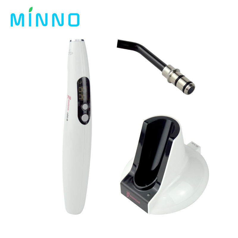 Lumière dentaire sans fil pour le traitement des dents LED B sans fil pour le traitement des dents UV Halogène pour le traitement des dents Lumière bleue 100V