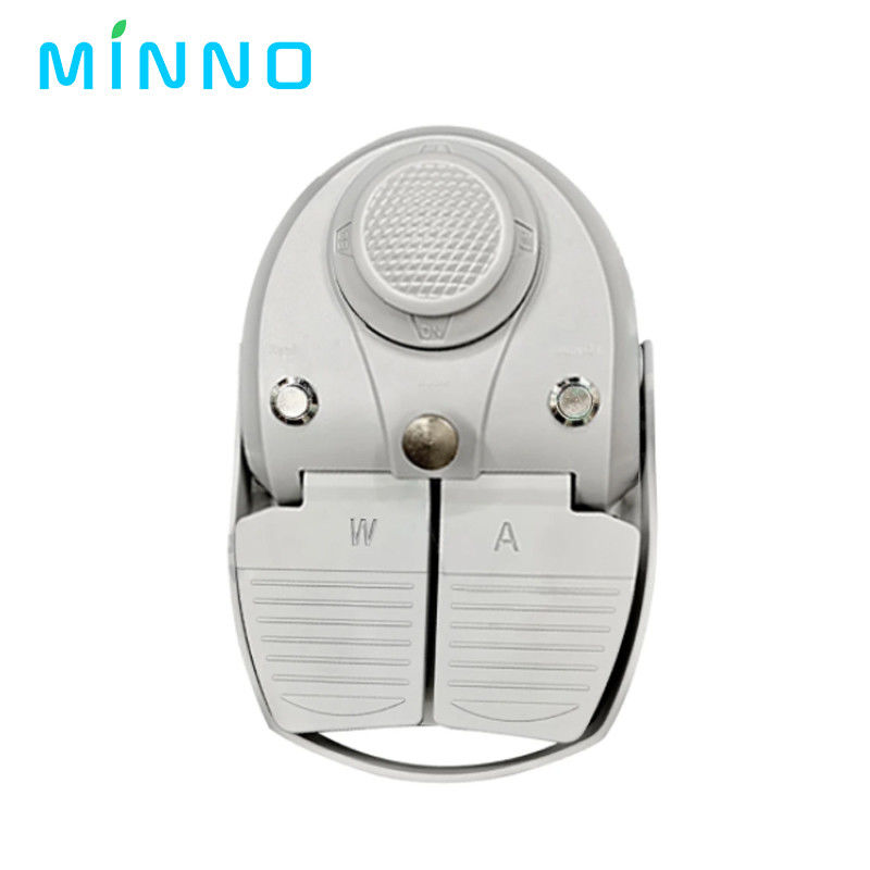Pédal de commande de chaise dentaire multi-fonctionnelle pour les pieds Unité de commande de chaise dentaire multi-fonctionnelle pour les pieds